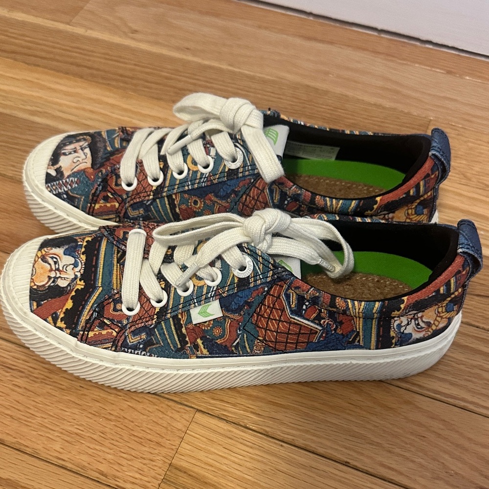 Cariuma Hokusai Sneakers Women